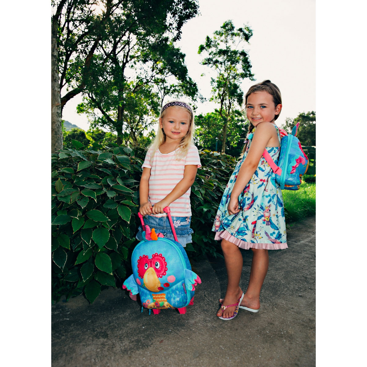 چمدان چرخدار کوچک طوطی مدل 80081