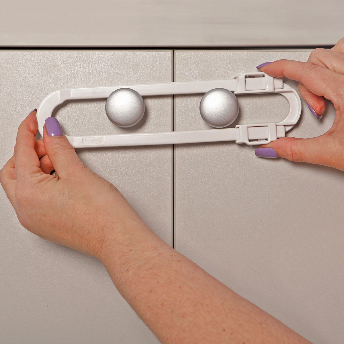 قفل کابینت مدل 135