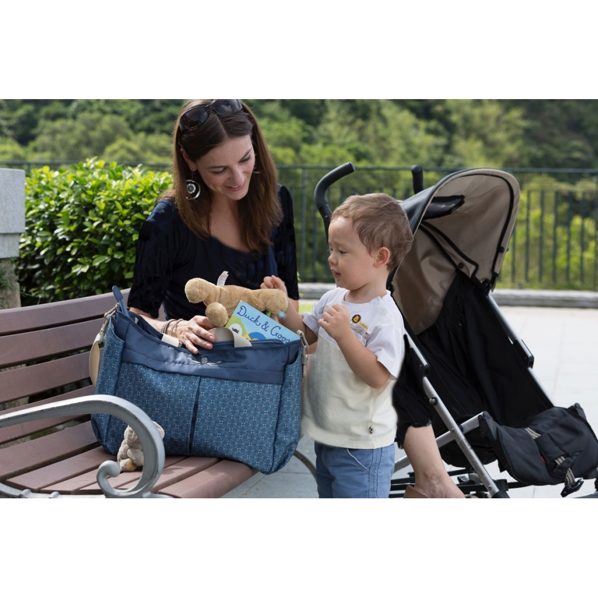 کیف مادر مترو آبی توییت38003