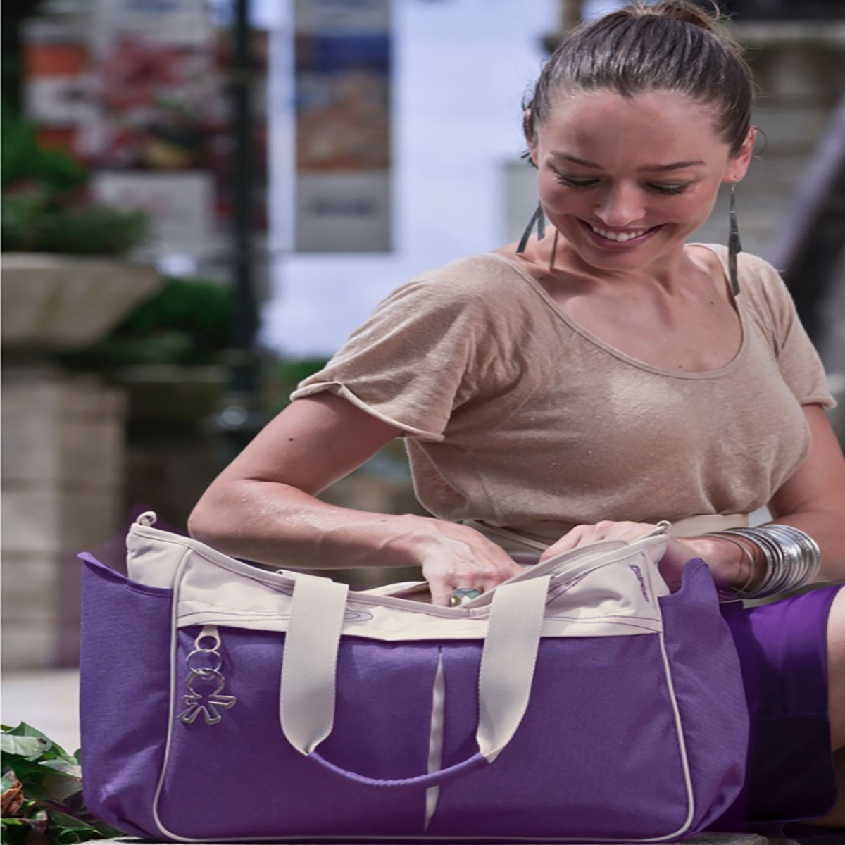 کیف مادر بنفش کرم مدل 35007